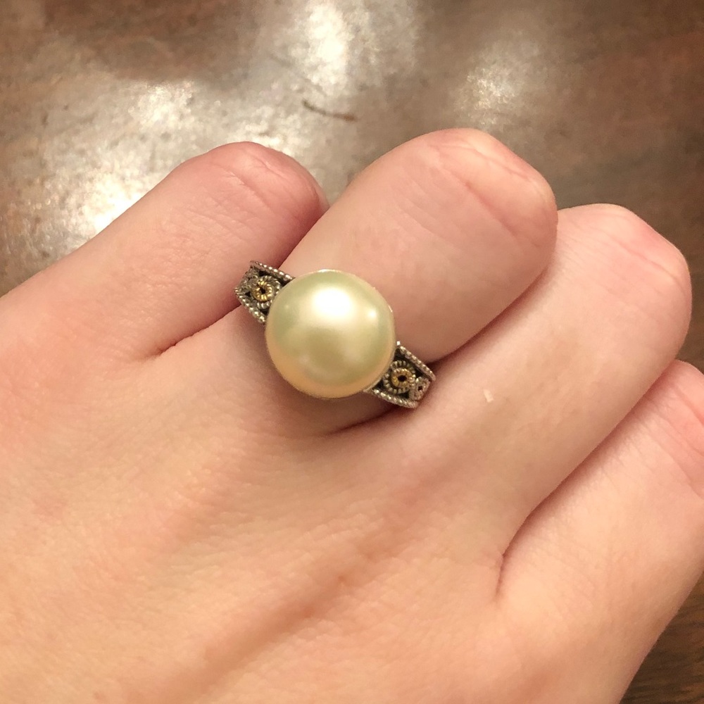 Pearl ring